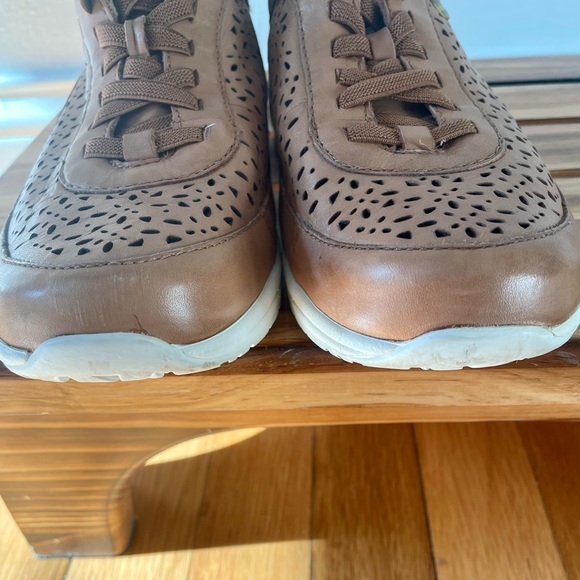 Earth Nimble Viva Leather Sand Brown Sneakers with comfort footbed, quiet luxury - Picture 10 of 12